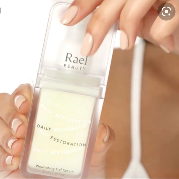 Rael Beauty Other - Rael Beauty - Daily Restoration Gel Cream.